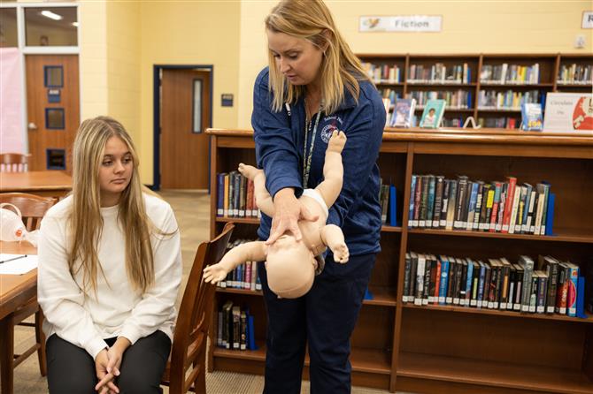 SHS HOSA CPR Class